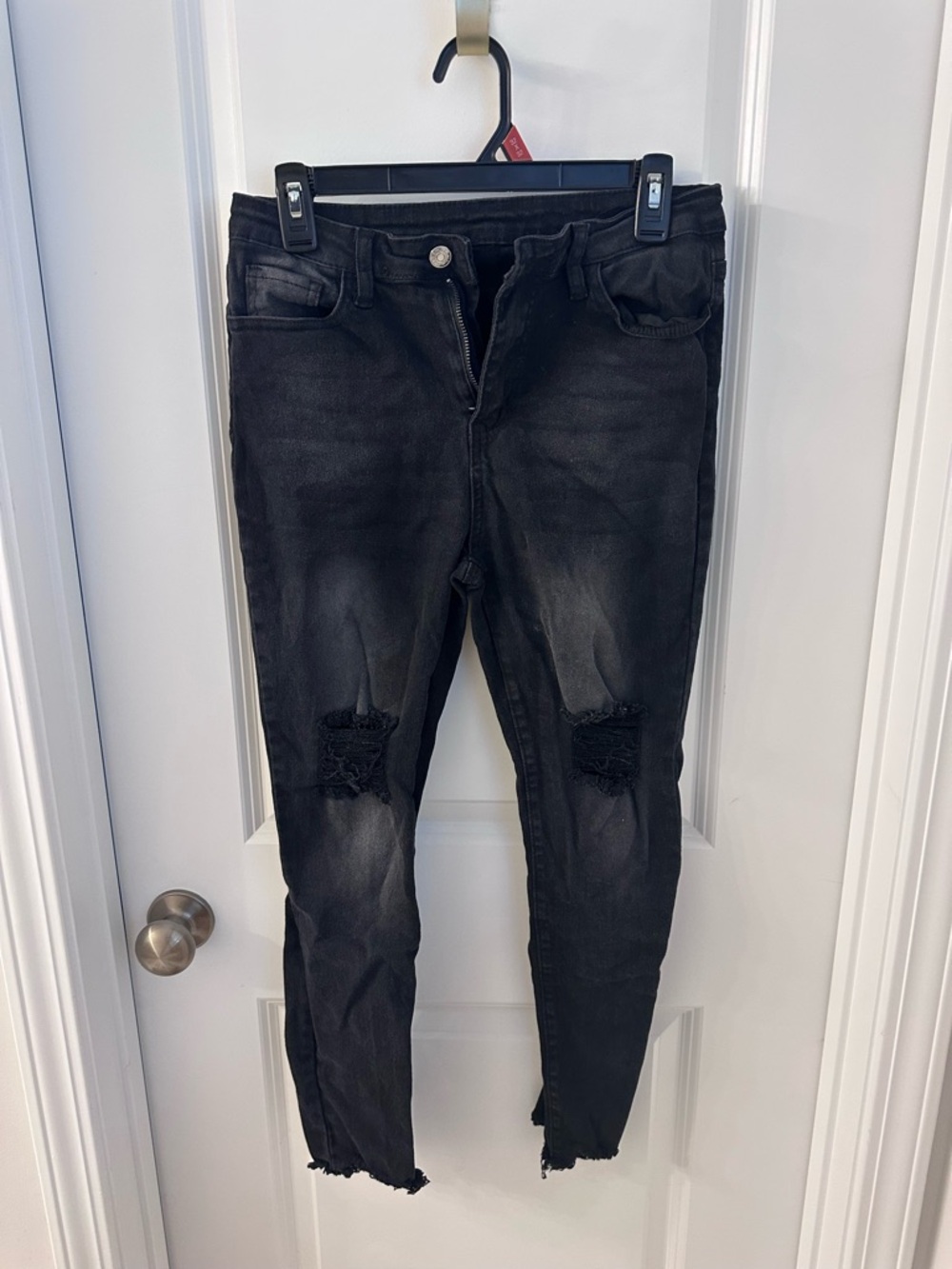 SHEIN Black Distressed Skinny Jeans